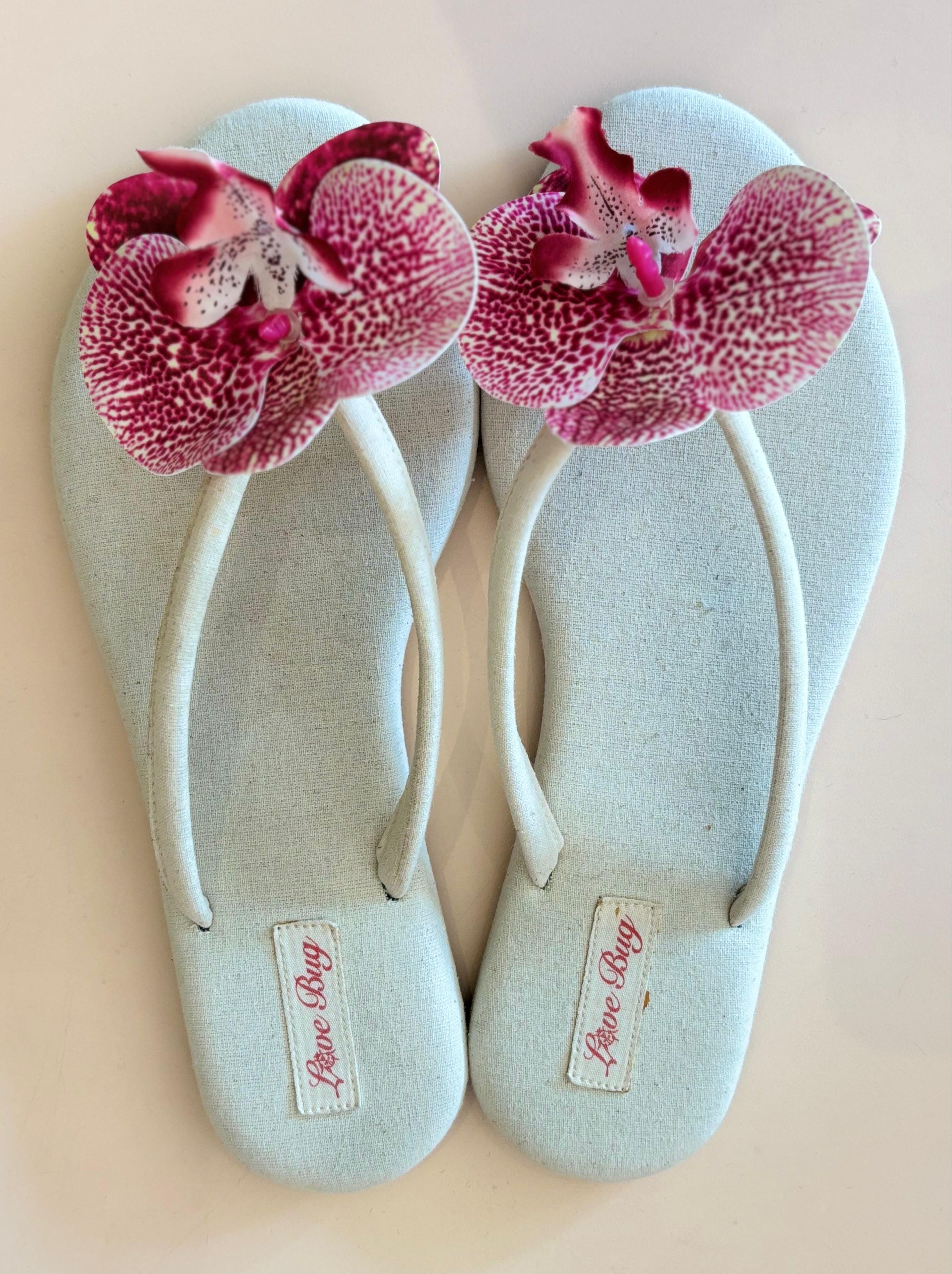 LOVE GROWN WHITE CANVAS BARBIE DOT