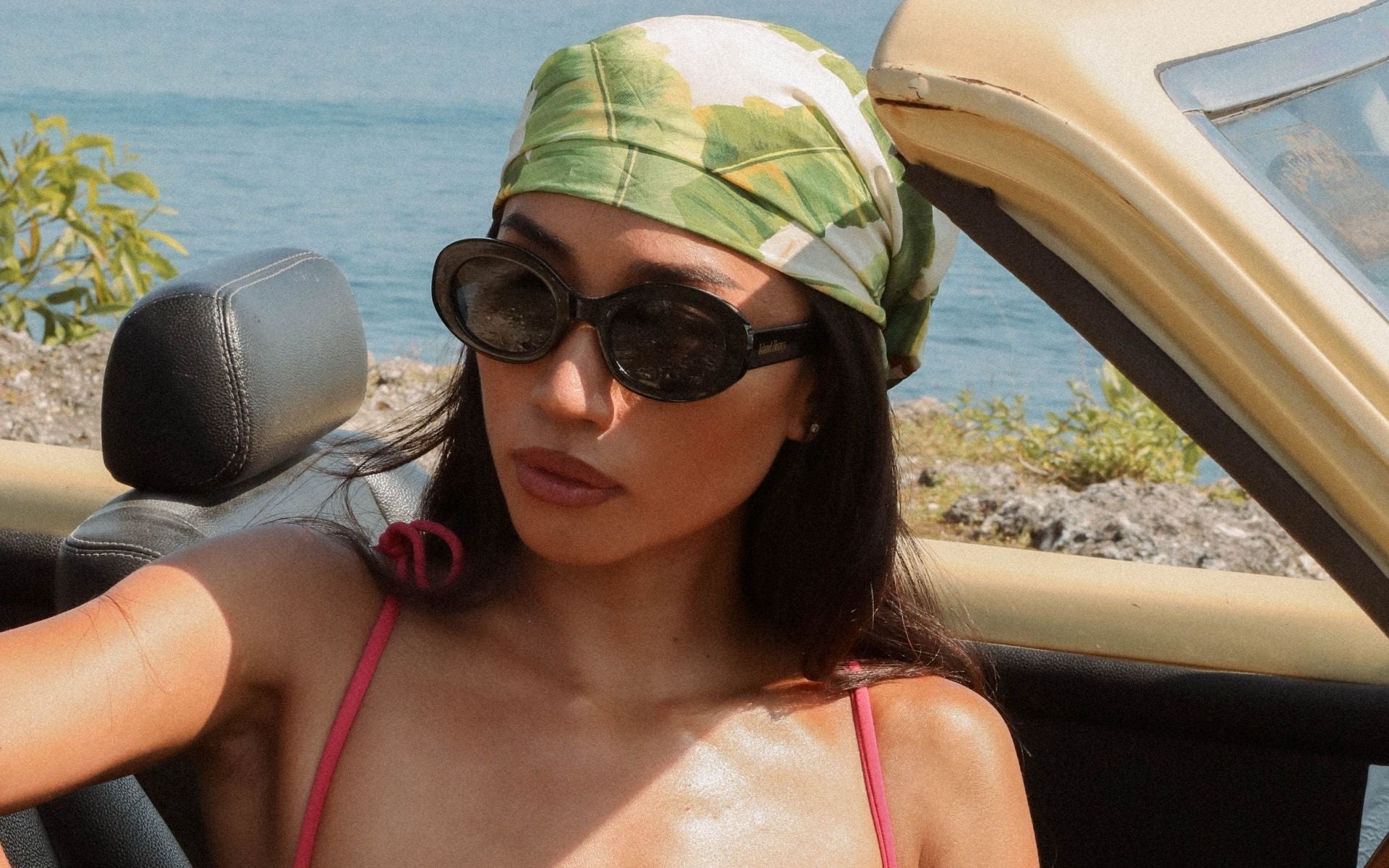 slider image 16083625557e6e6a59-1