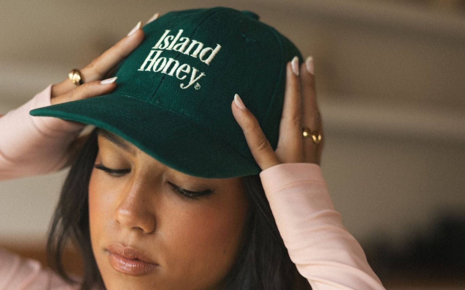 slider image slider_item_T8VmmN