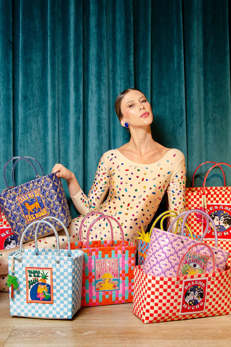 VAMOS A LA PLAYA ZUNCHO HANDBAG