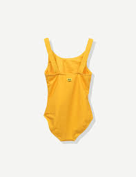 ON VACATION ONE PIECE